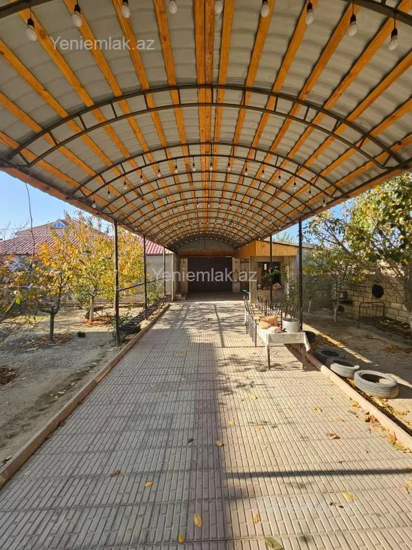 Satılır 6 otaqlı həyət evi 160 m²