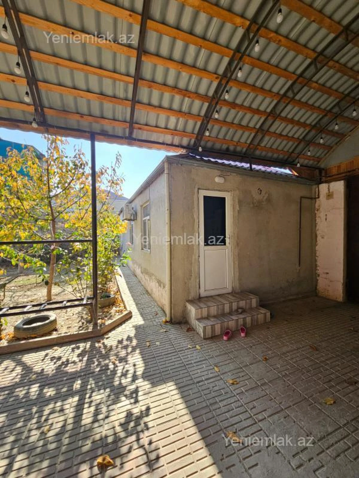 Satılır 6 otaqlı həyət evi 160 m²