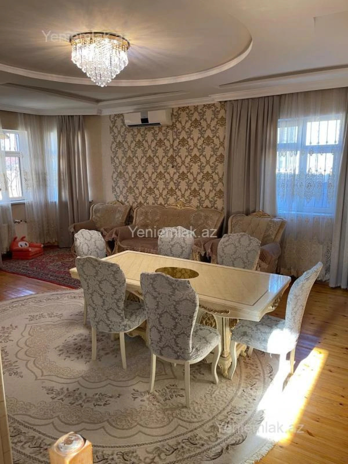 Satılır 6 otaqlı həyət evi 160 m²