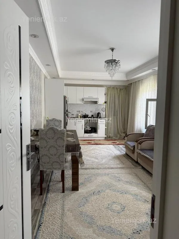 Satılır 6 otaqlı həyət evi 160 m²