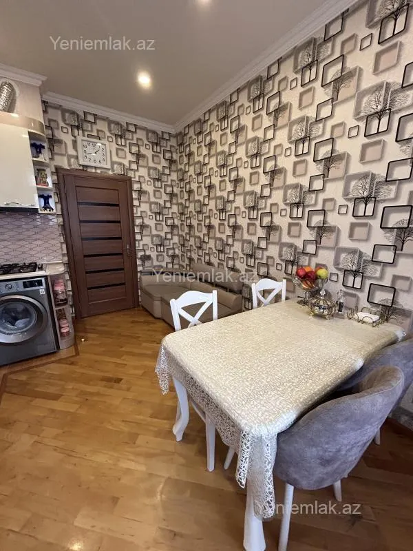 Satılır 4 otaqlı yeni tikili 145 m²