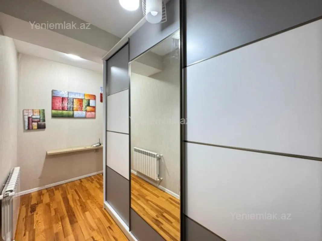 Satılır 3 otaqlı yeni tikili 85 m²