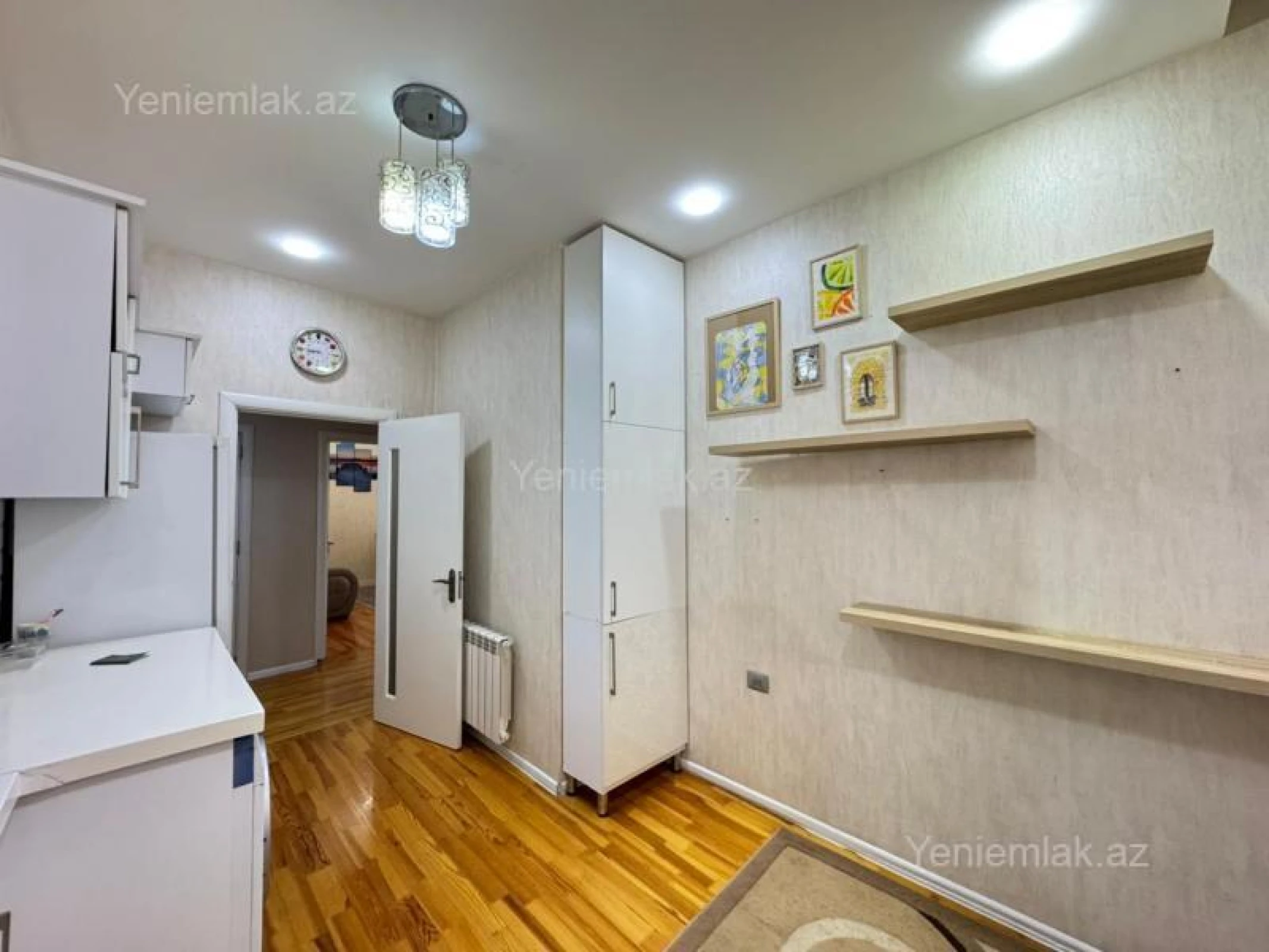 Satılır 3 otaqlı yeni tikili 85 m²