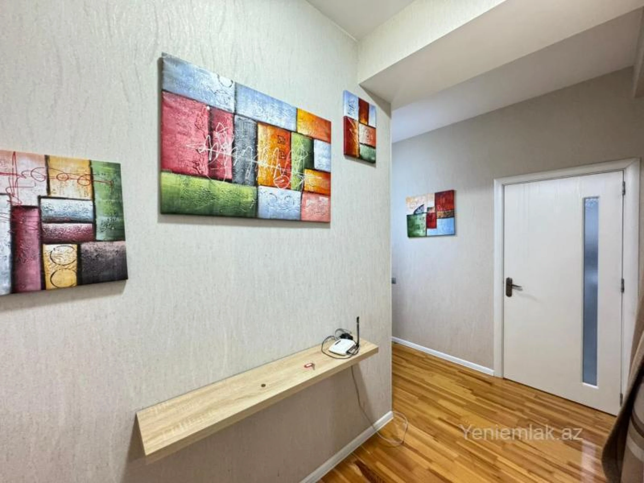 Satılır 3 otaqlı yeni tikili 85 m²