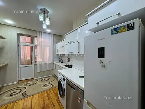 Satılır 3 otaqlı yeni tikili 85 m²