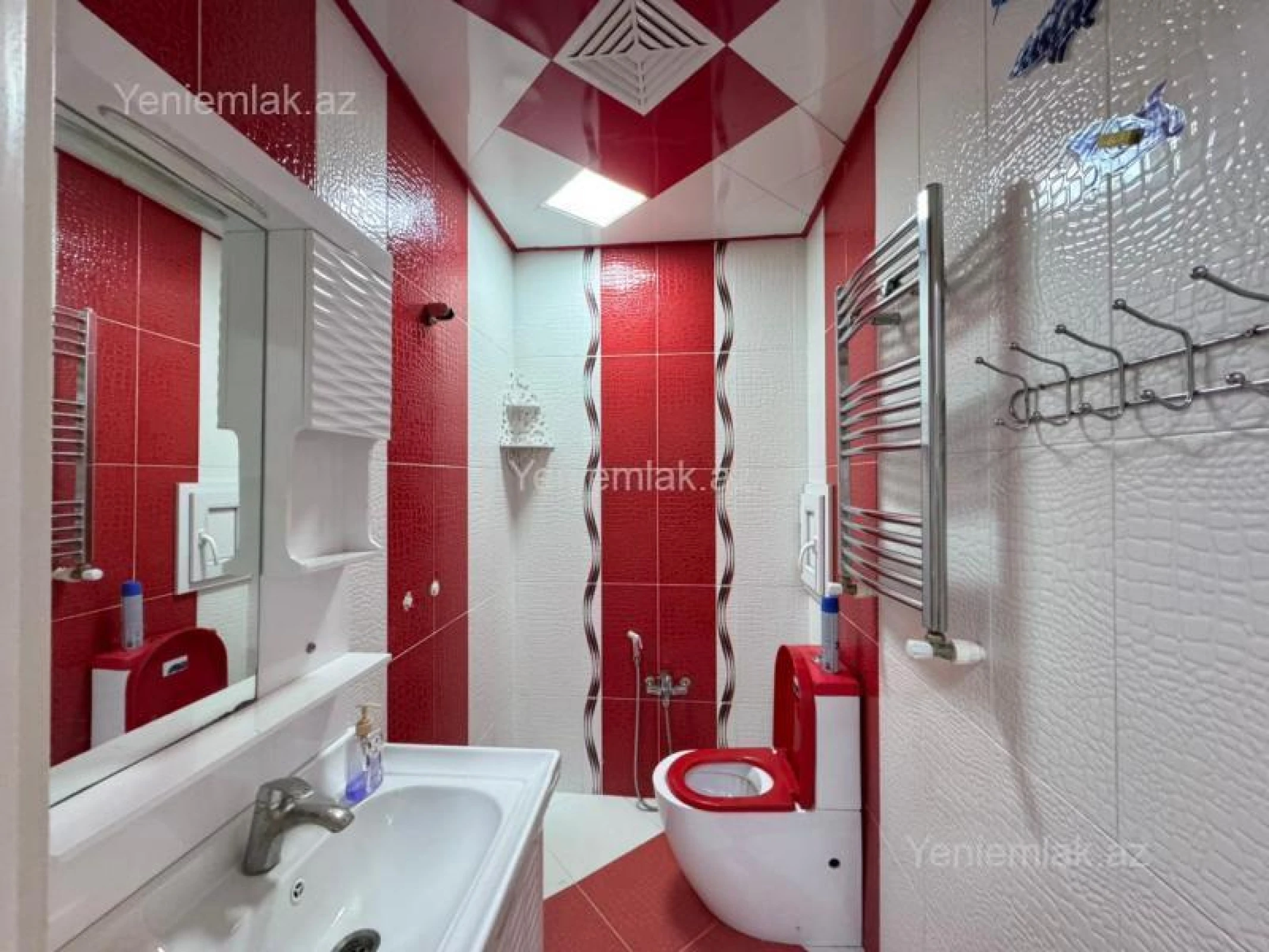 Satılır 3 otaqlı yeni tikili 85 m²