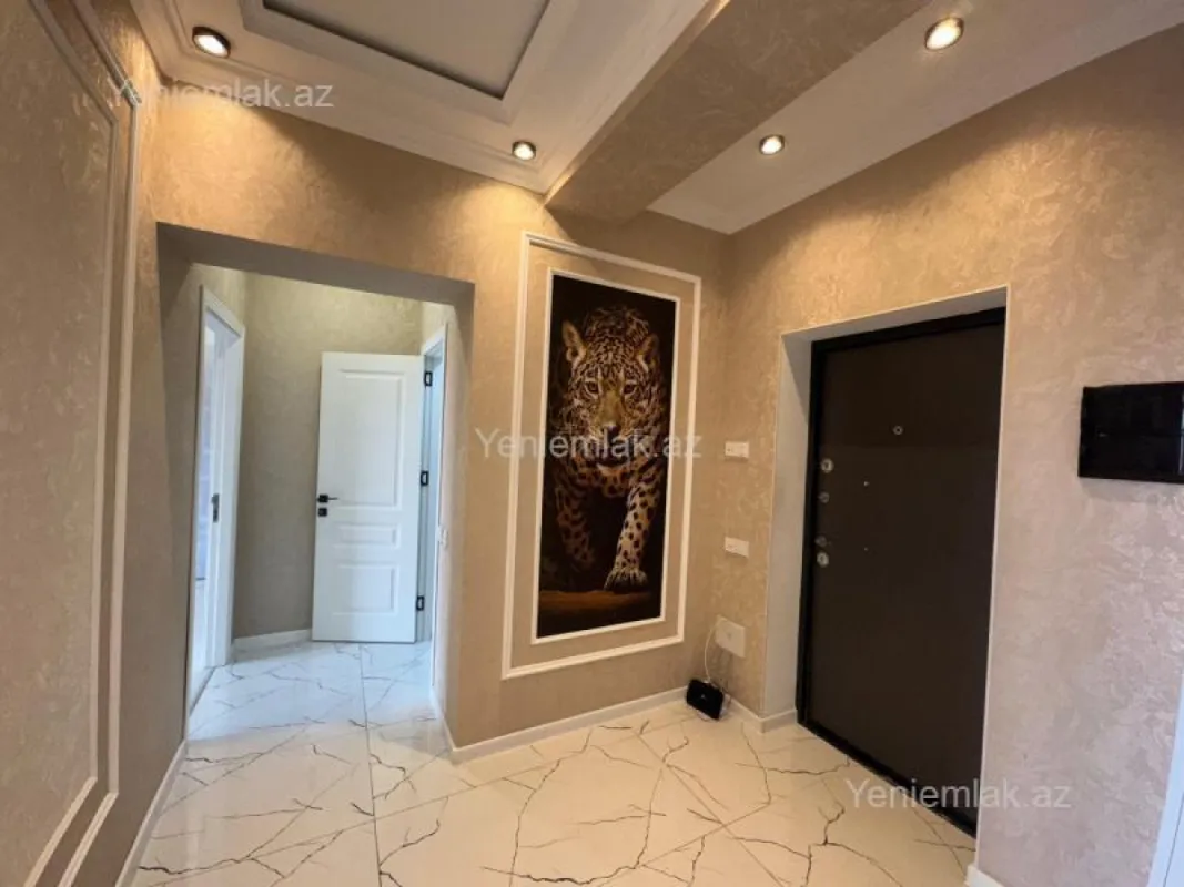 Satılır 2 otaqlı yeni tikili 75 m²