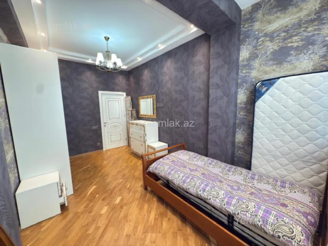 Satılır 3 otaqlı yeni tikili 127 m²