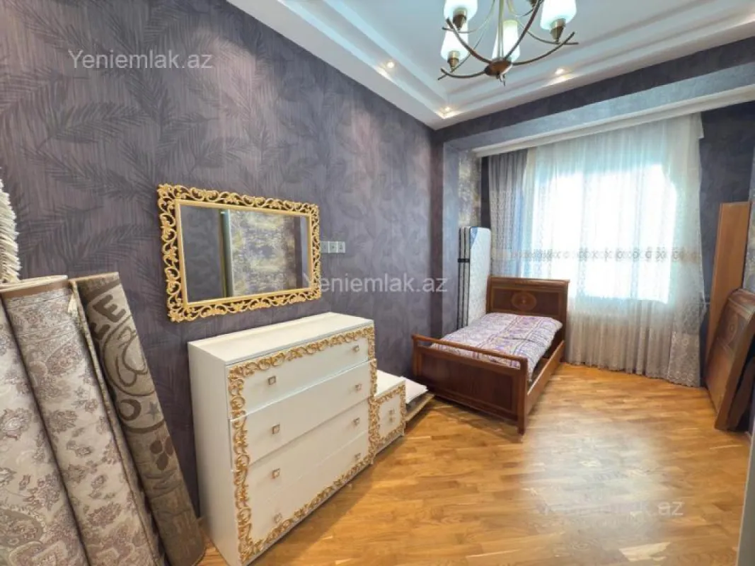 Satılır 3 otaqlı yeni tikili 127 m²