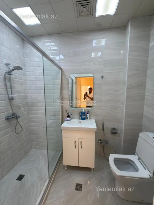 Satılır 3 otaqlı yeni tikili 127 m²