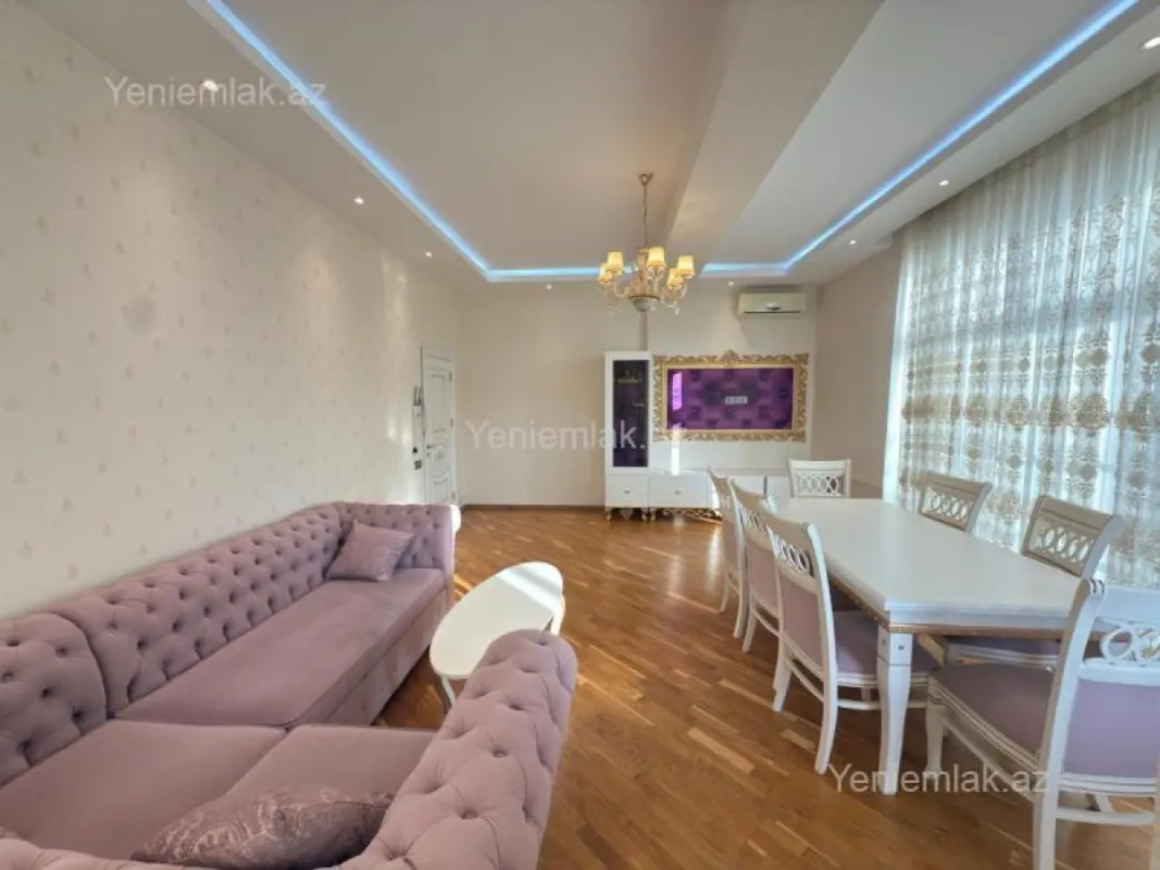 Satılır 3 otaqlı yeni tikili 127 m²