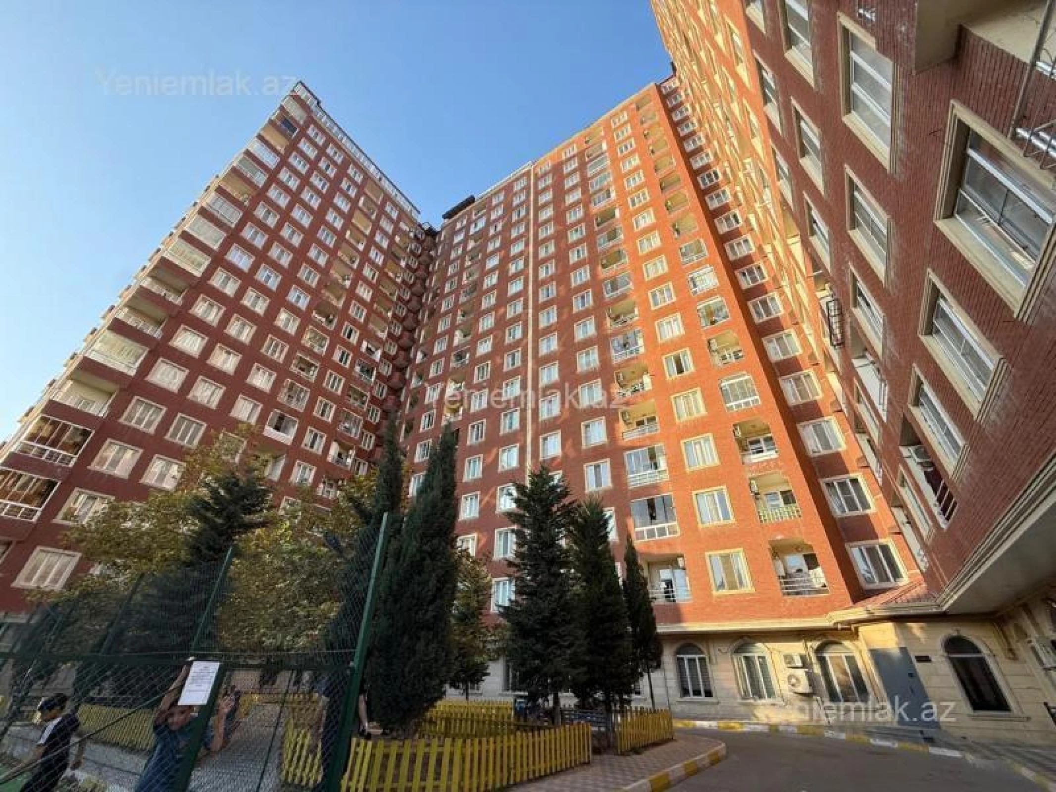 Satılır 3 otaqlı yeni tikili 127 m²