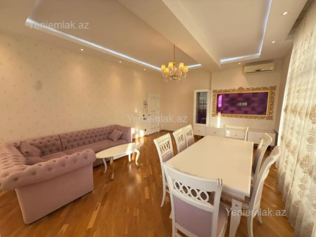 Satılır 3 otaqlı yeni tikili 127 m²