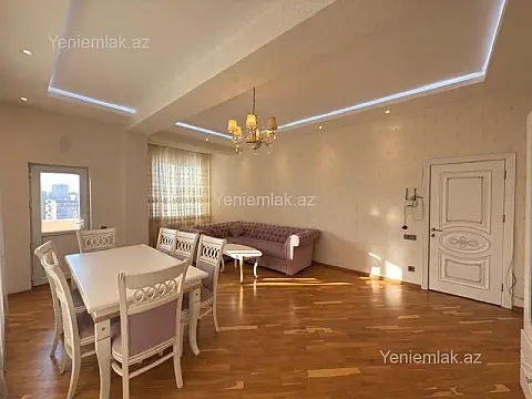 Satılır 3 otaqlı yeni tikili 127 m²