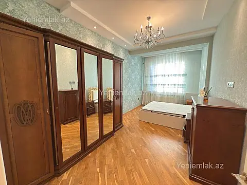 Satılır 3 otaqlı yeni tikili 127 m²