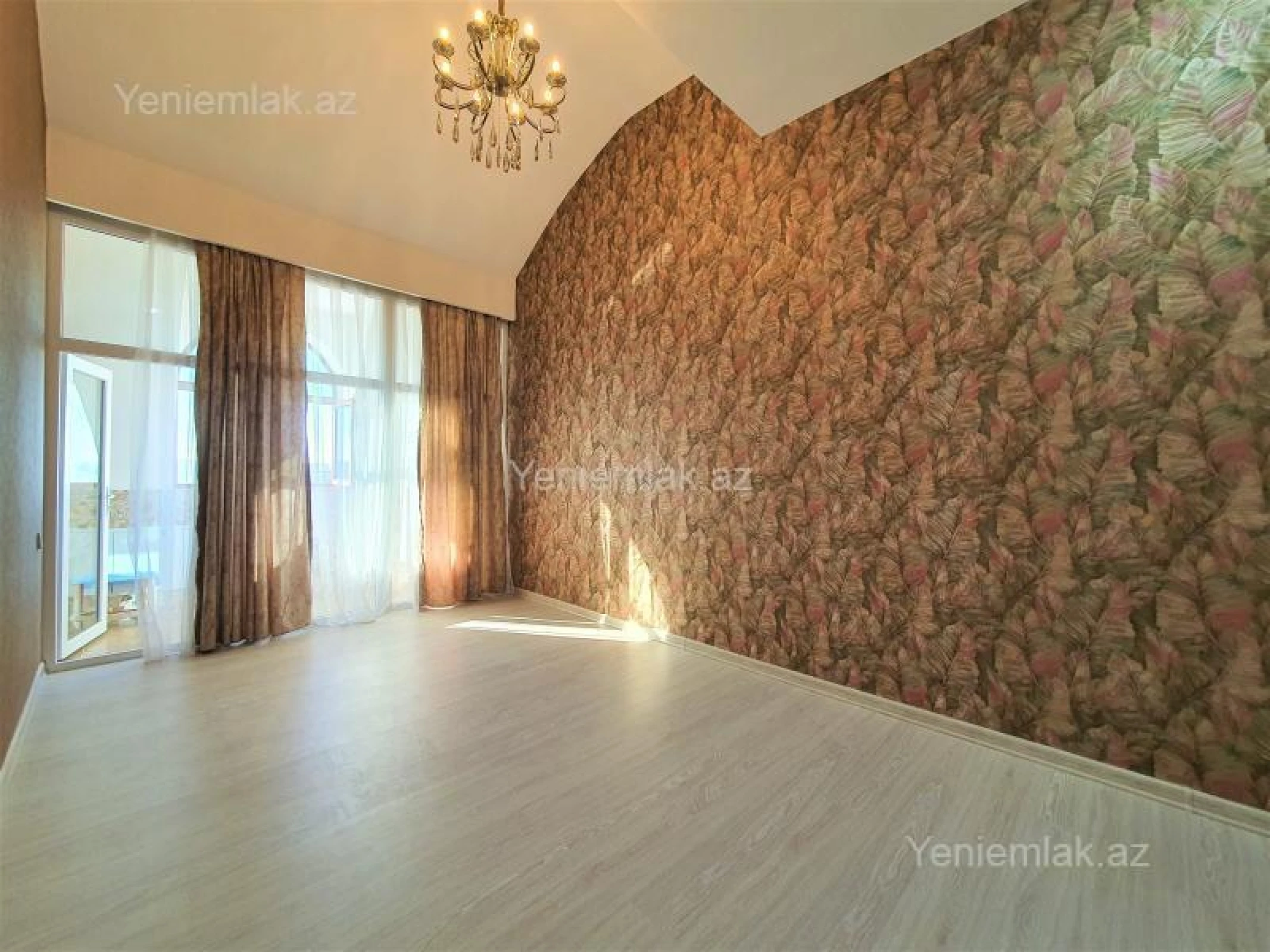 Satılır 3 otaqlı yeni tikili 134 m²