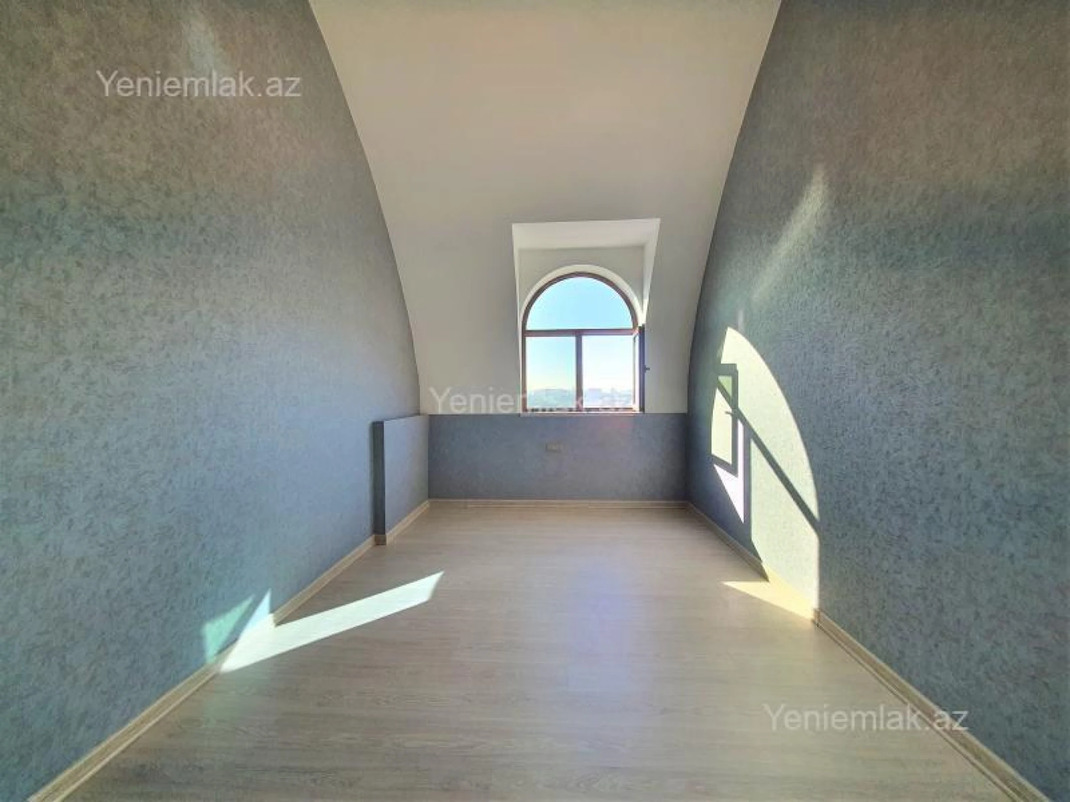 Satılır 3 otaqlı yeni tikili 134 m²