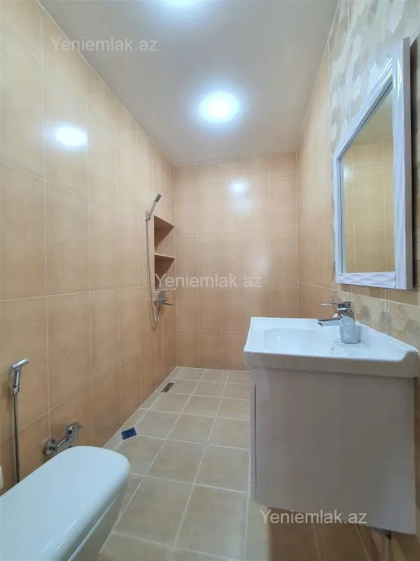 Satılır 3 otaqlı yeni tikili 134 m²