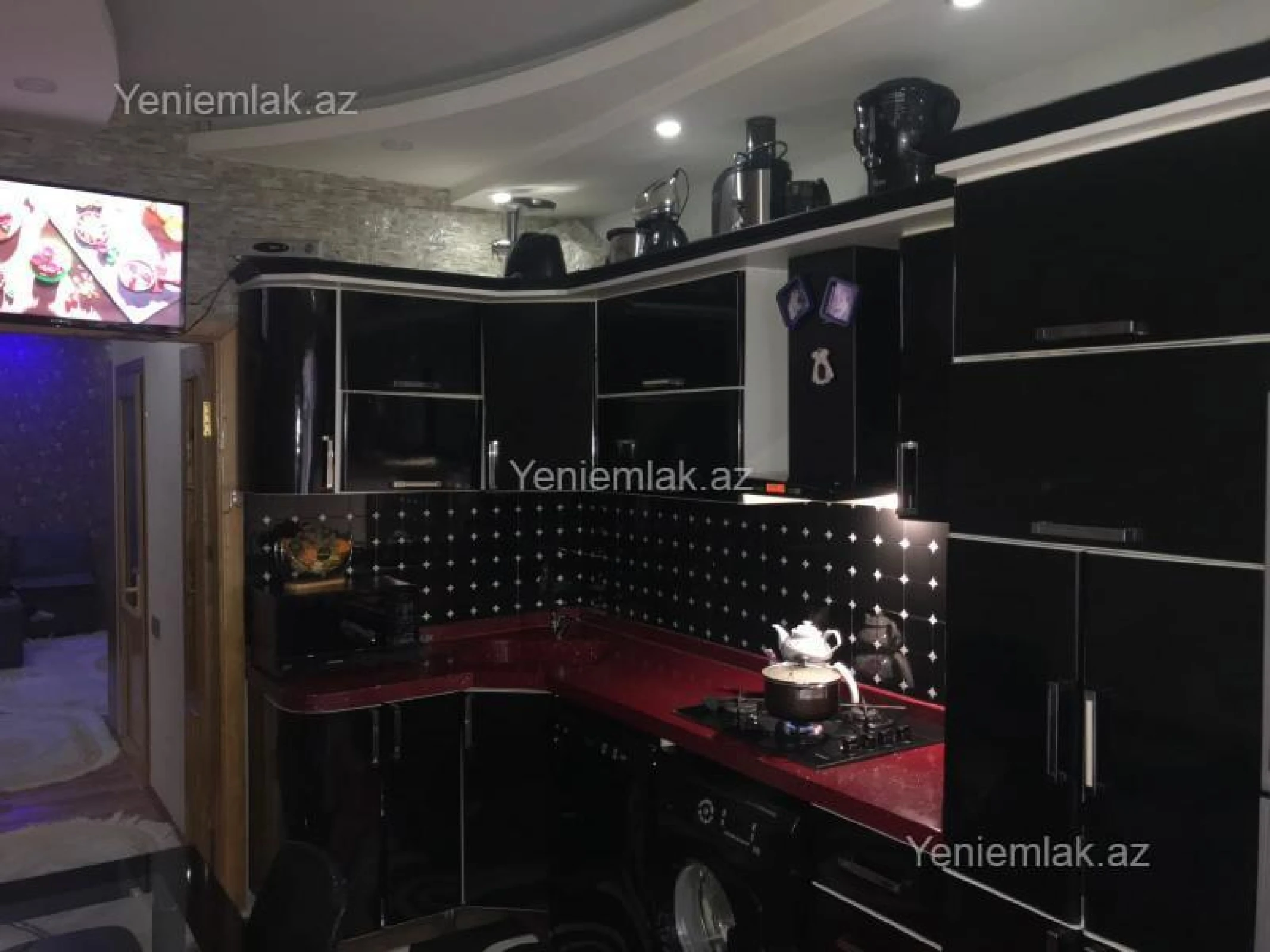 Satılır 2 otaqlı yeni tikili 75 m²