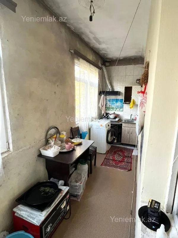 Satılır 2 otaqlı köhnə tikili 45 m²
