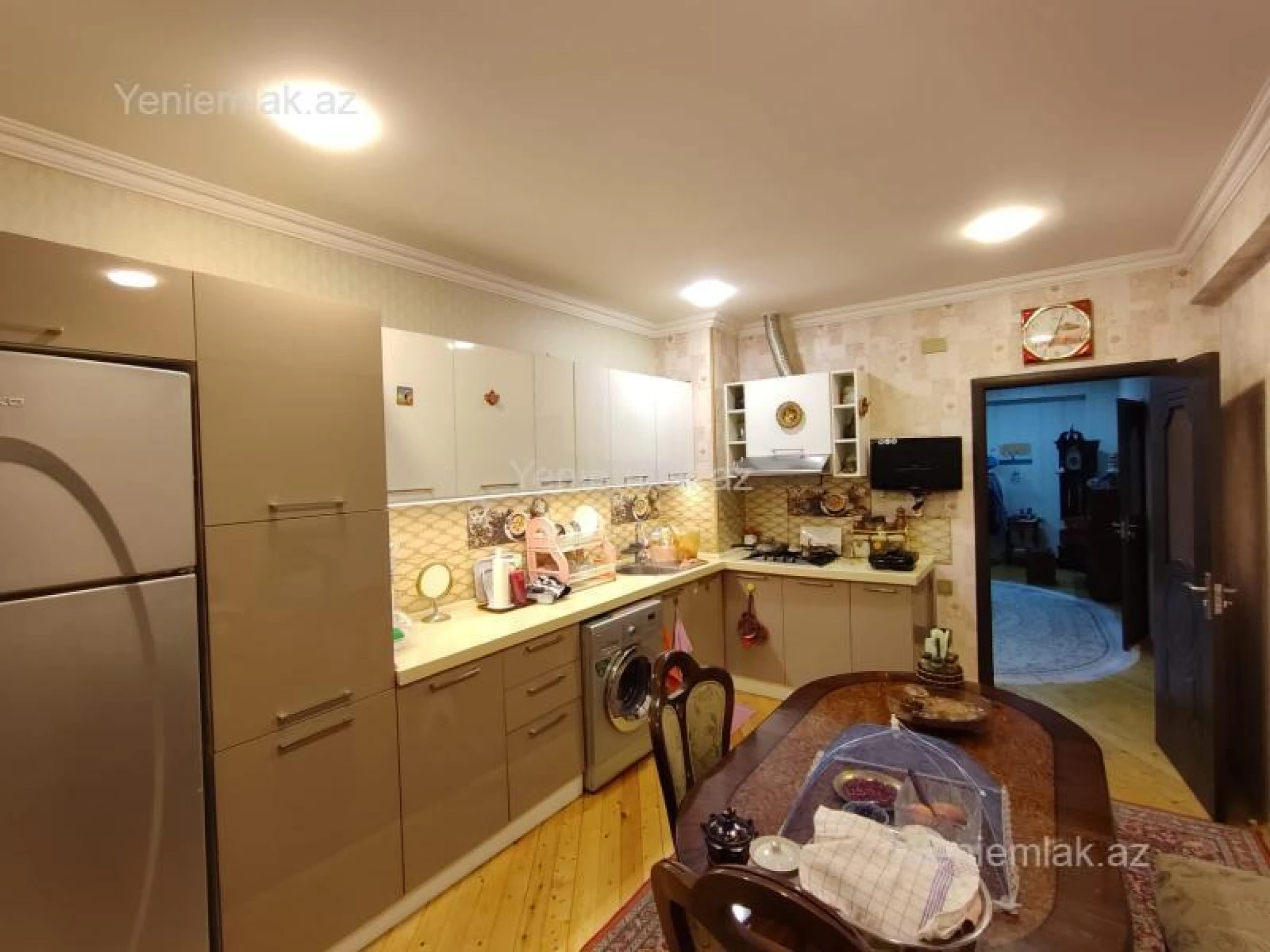 Satılır 3 otaqlı yeni tikili 142 m²