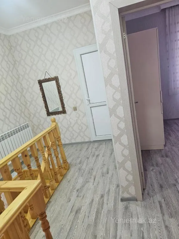 Satılır 4 otaqlı həyət evi 140 m²