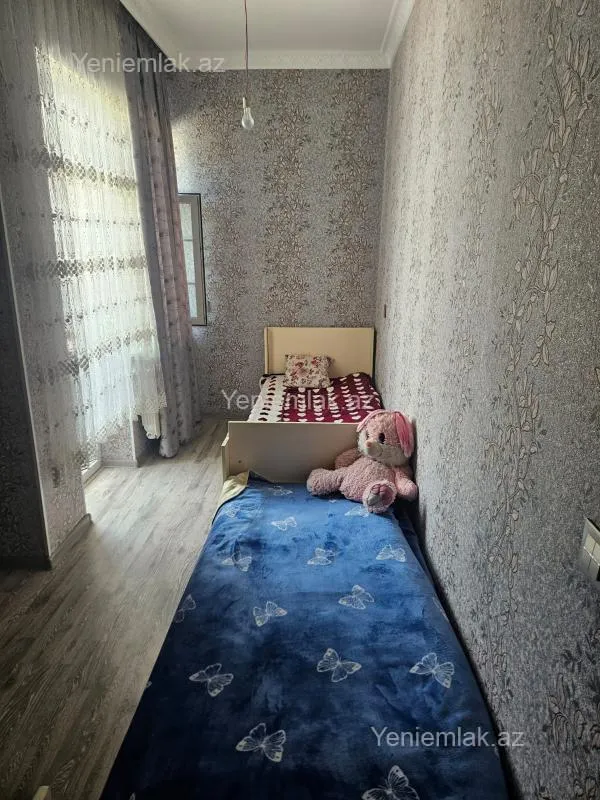 Satılır 4 otaqlı həyət evi 140 m²