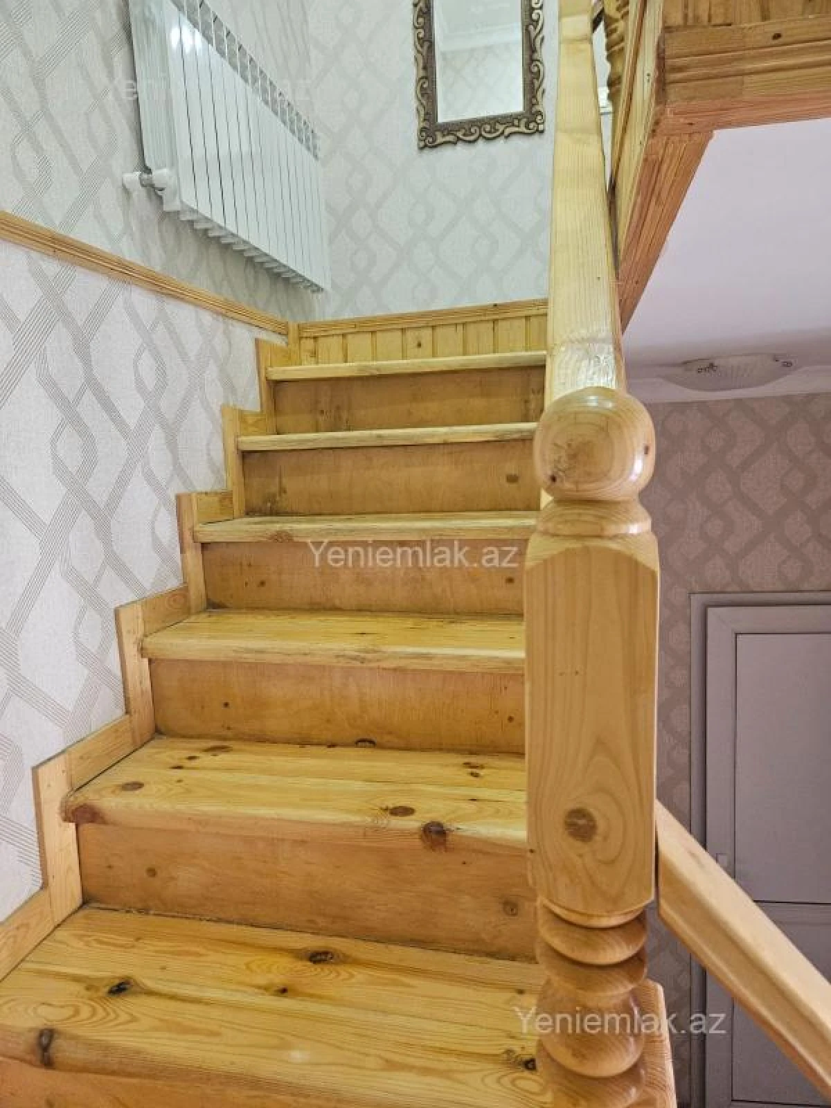 Satılır 4 otaqlı həyət evi 140 m²