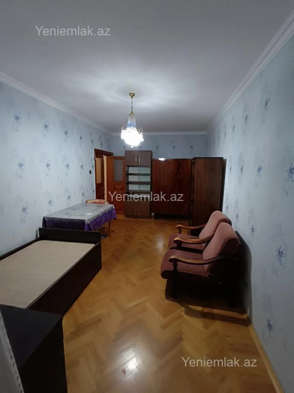 Satılır 5 otaqlı köhnə tikili 131 m²