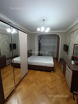 Satılır 5 otaqlı köhnə tikili 131 m²
