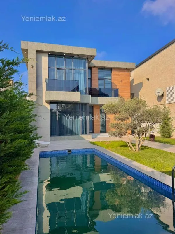 Satılır 4 otaqlı həyət evi 250 m²