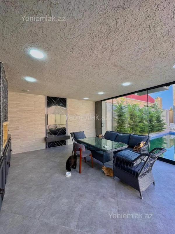 Satılır 4 otaqlı həyət evi 250 m²