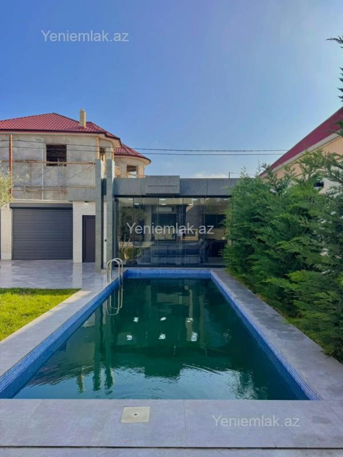 Satılır 4 otaqlı həyət evi 250 m²