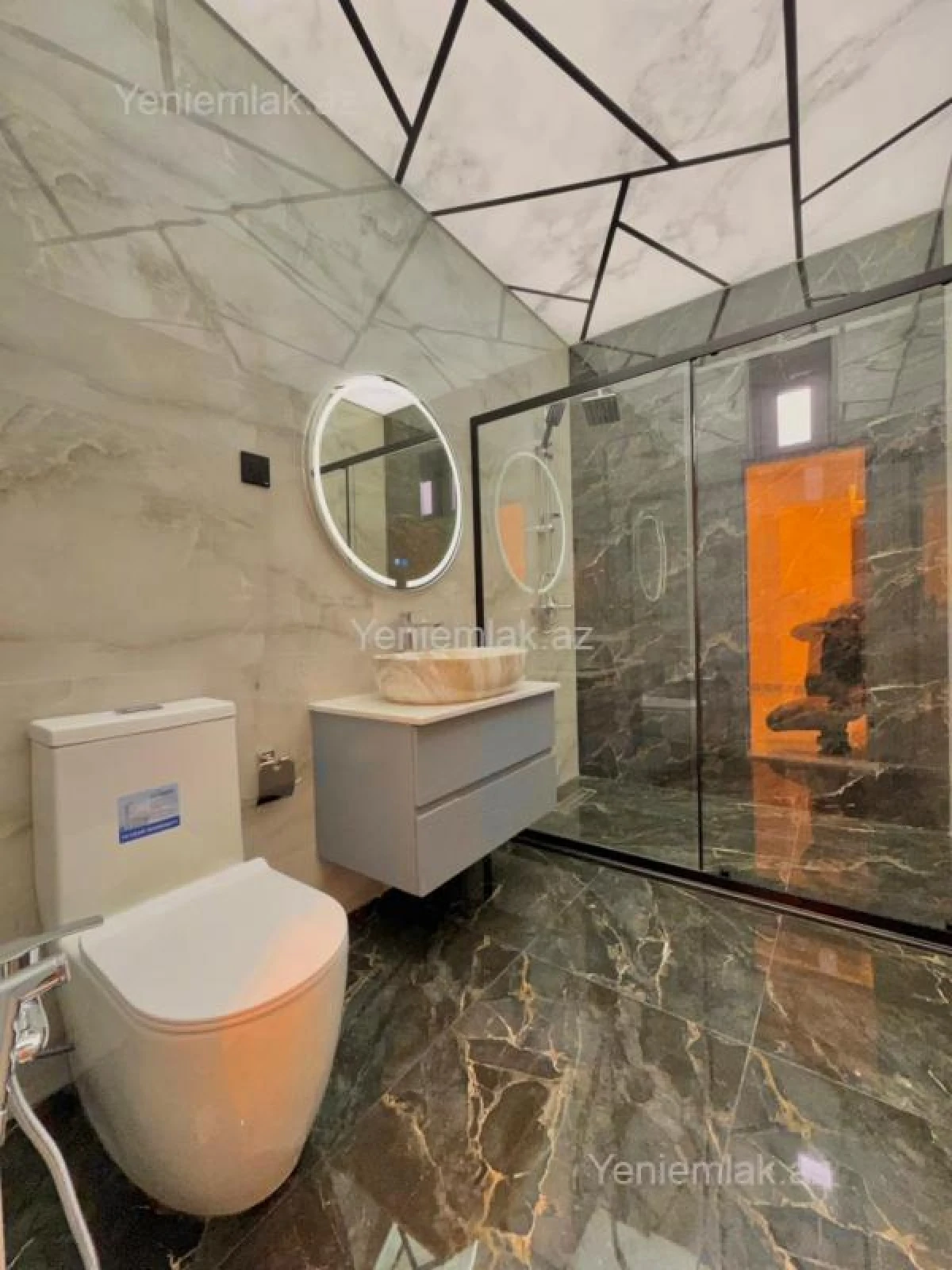 Satılır 4 otaqlı həyət evi 180 m²