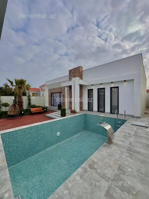 Satılır 4 otaqlı həyət evi 180 m²