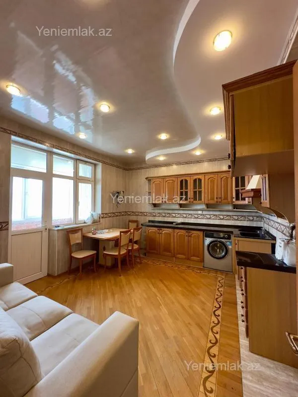 Satılır 4 otaqlı yeni tikili 158 m²