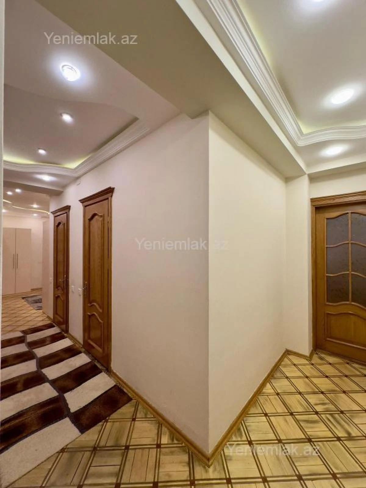 Satılır 4 otaqlı yeni tikili 158 m²