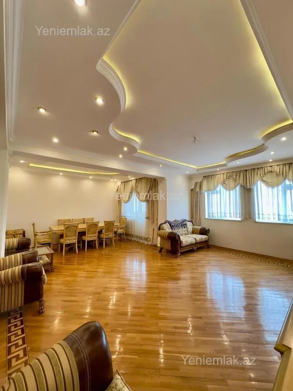 Satılır 4 otaqlı yeni tikili 158 m²