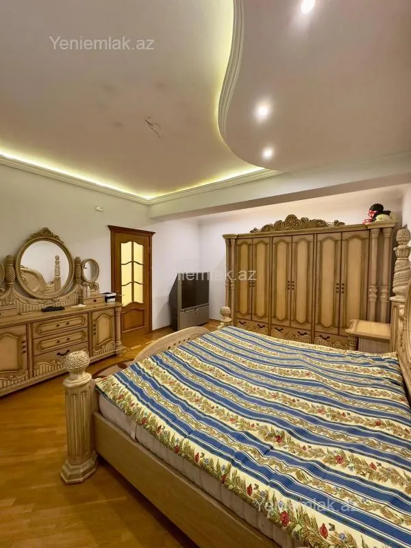 Satılır 4 otaqlı yeni tikili 158 m²