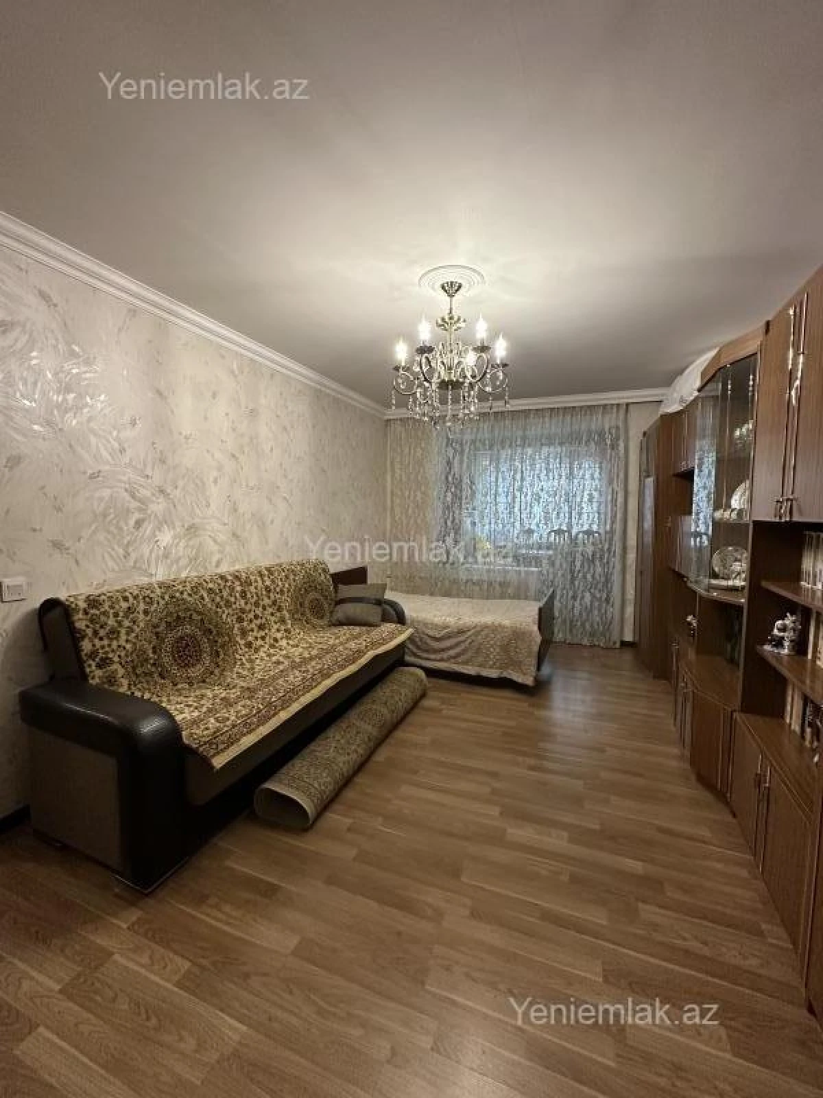 Satılır 3 otaqlı köhnə tikili 75 m²