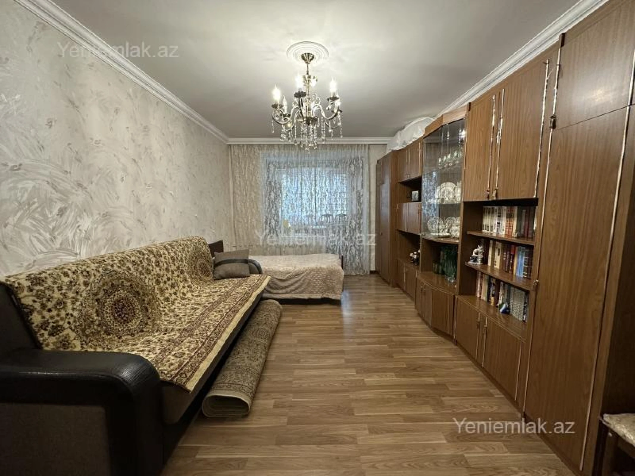 Satılır 3 otaqlı köhnə tikili 75 m²