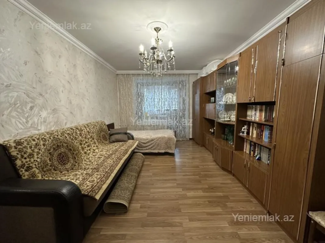 Satılır 3 otaqlı köhnə tikili 75 m²