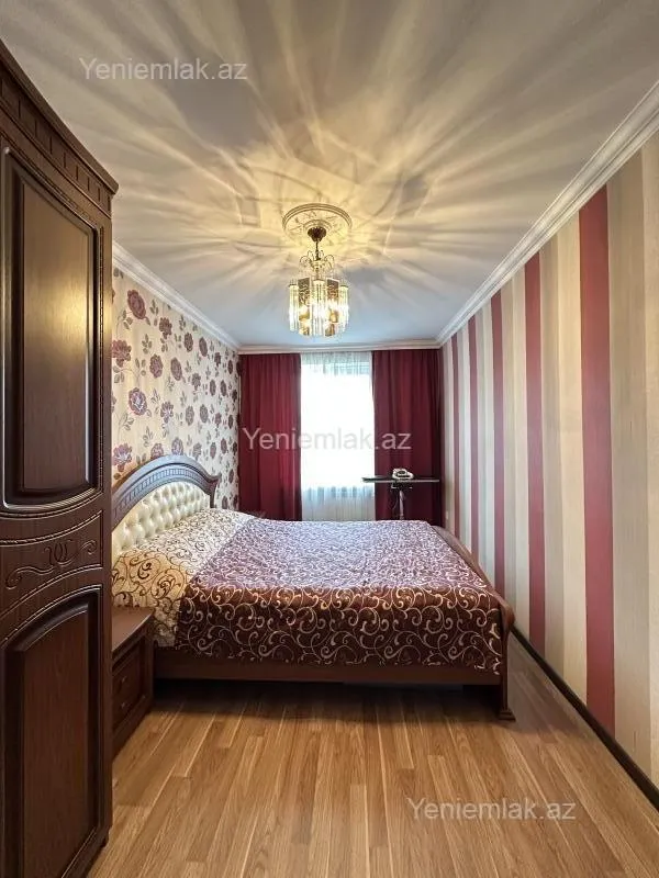 Satılır 3 otaqlı köhnə tikili 75 m²