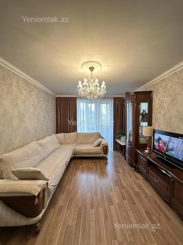 Satılır 3 otaqlı köhnə tikili 75 m²
