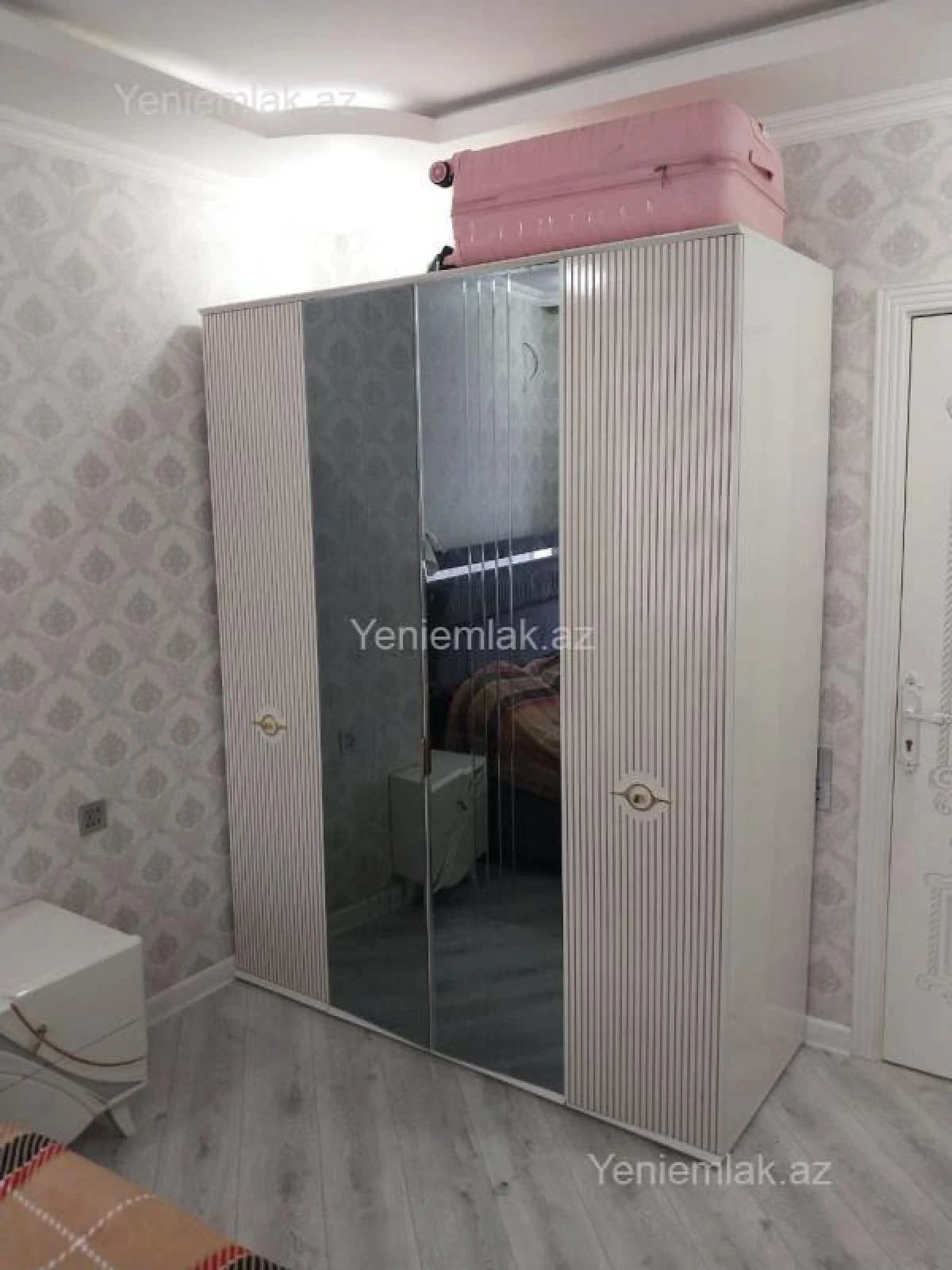 Satılır 3 otaqlı köhnə tikili 90 m²