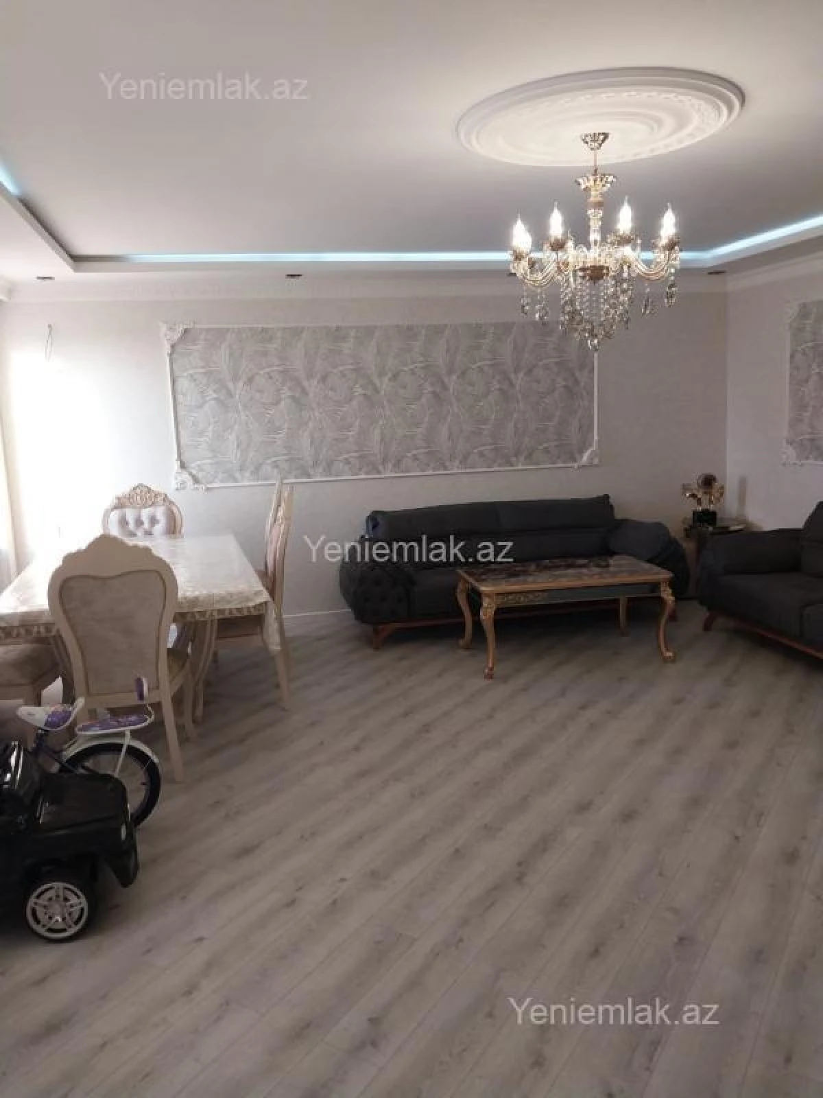 Satılır 3 otaqlı köhnə tikili 90 m²