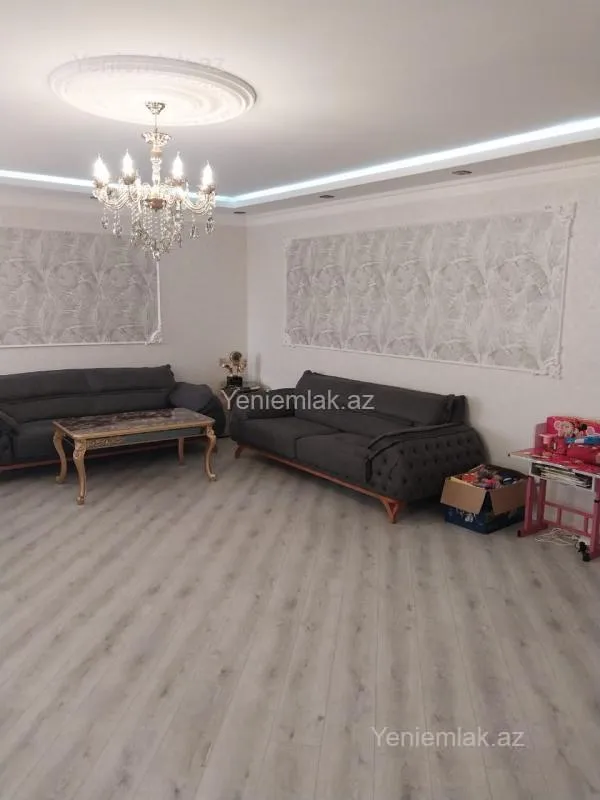 Satılır 3 otaqlı köhnə tikili 90 m²