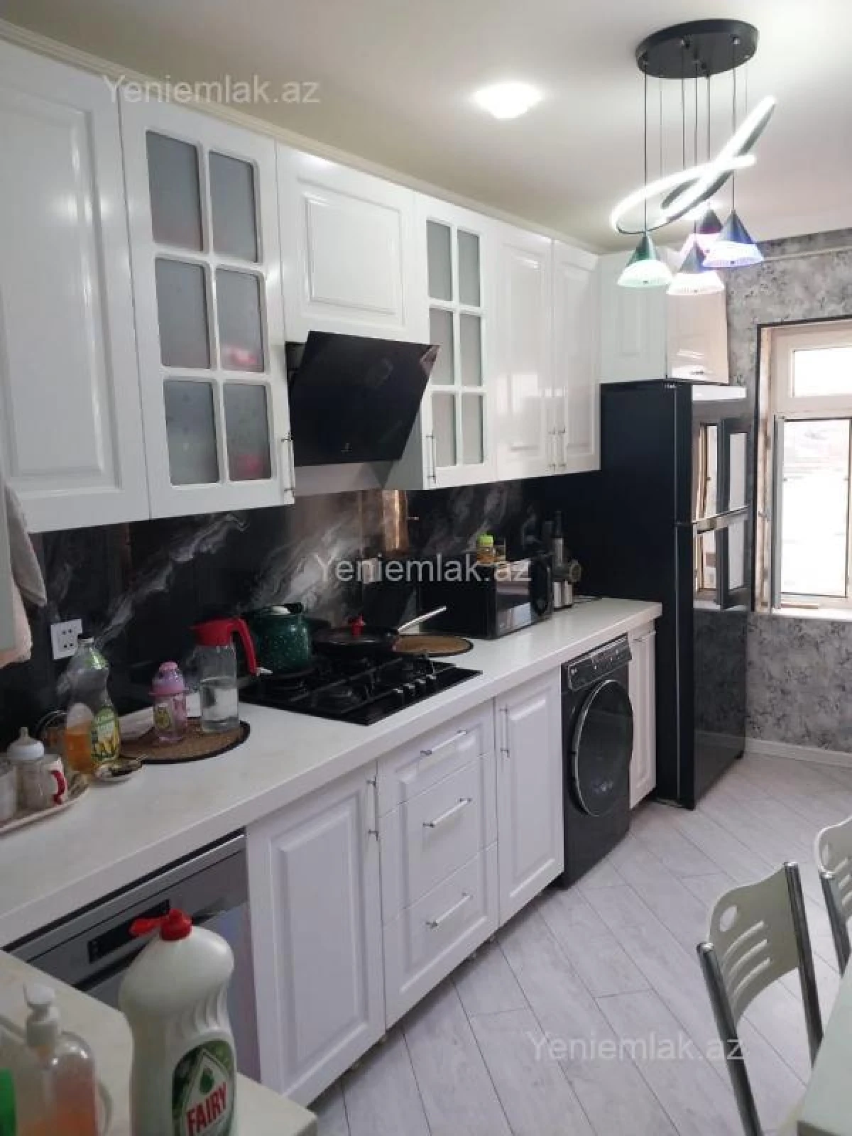 Satılır 3 otaqlı köhnə tikili 90 m²