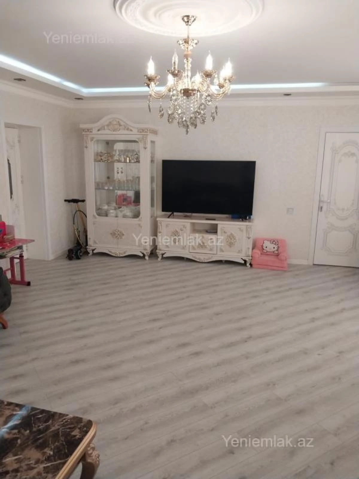 Satılır 3 otaqlı köhnə tikili 90 m²