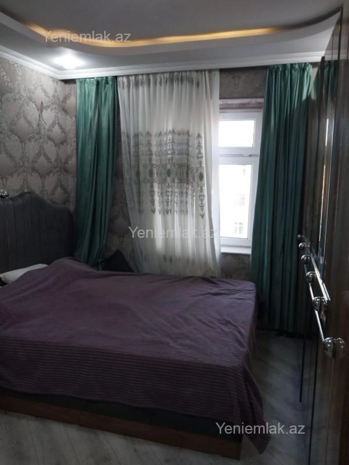 Satılır 3 otaqlı köhnə tikili 90 m²